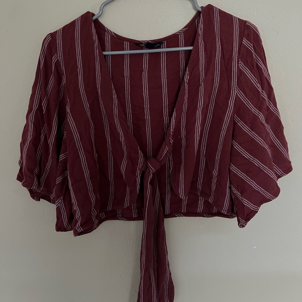 American eagle wrap top